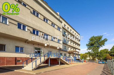 Skierniewice - budynek usługowy