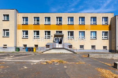 pod biurowiec/szkołę/przychodnię - 2