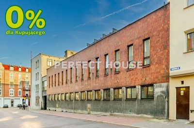 Budynek biurowy w centrum o pow. 2063 m2