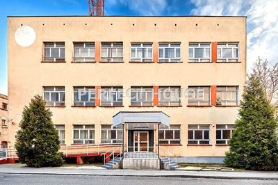 Budynki komercyjne w strefie usługowo-przemysłowej - 4