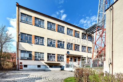 Budynki komercyjne w strefie usługowo-przemysłowej - 3