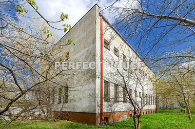 Biurowiec w Pionkach blisko centrum - 5