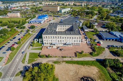 Suwałki - duży budynek biurowy przy DK8 - 5