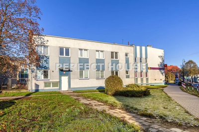 Dwa budynki biurowe w centrum Sierpca - 2