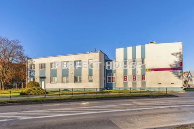 Dwa budynki biurowe w centrum Sierpca - 4