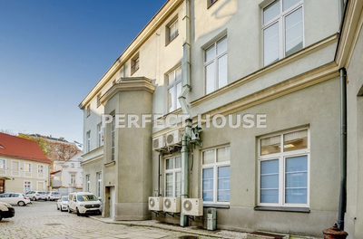 Zielona Góra - biurowiec z parkingiem w centrum - 3