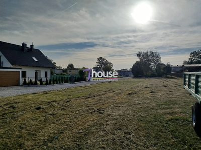 Urokliwa działka 642 m2 z własną prywatną drogą  ! - 3