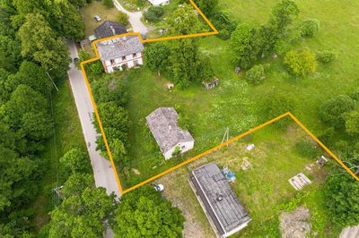 2,23 ha i XIX-wieczny folwark. Masz plan?