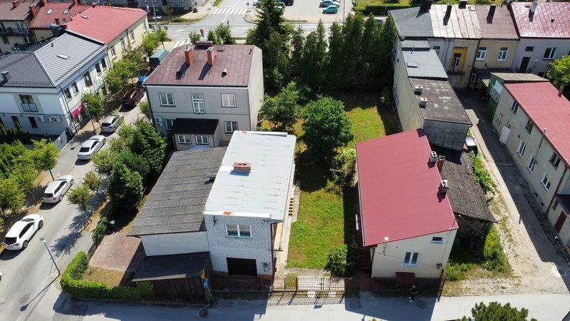 Dwa domy (165 m2) na działce w centrum Zwolenia. - 113460956.jpg