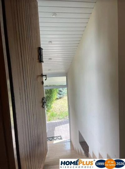 Dom dla pracowników z przestronnymi pokojami. - 2