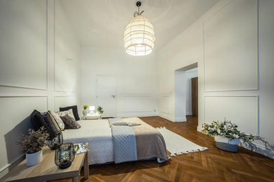 Mieszkanie w kamienicy – 4 pokoje, do aranżacji - 2