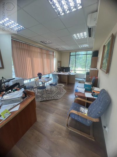 Biuro 65 m² z 3 pomieszczeniami – media w cenie!