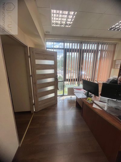 Biuro 65 m² z 3 pomieszczeniami – media w cenie! - 2