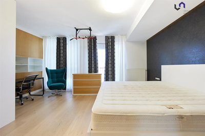 Przestronny i elegancki apartament o powierzchni 120m 2 , zlokalizowany na 3 piętrze prestiżowego kompleksu przy Galerii Sfera w Bielsku-Białej. To wyjątkowa propozycja dla osób ceniących komfort, fu… - 3