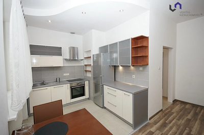2 POKOJE, GARAŻ + MIEJSCE POSTOJOWE! - 4