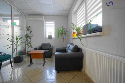 BUDYNEK BIURO MAGAZYN GABINETY. 0% - 4