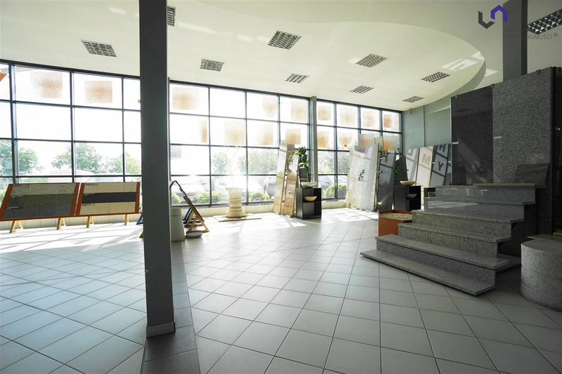 Oferuję do wynajęcia rewelacyjną powierzchnię biurową - handlową. - dd_746e3084_lw_VTS-LW-5115_1.jpg