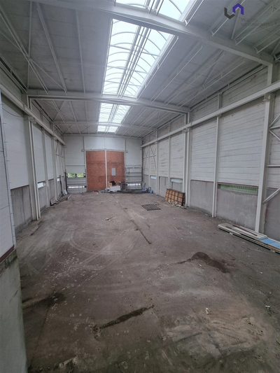 Oferuję do wynajęcia halę magazynową z suwnicą + powierzchnia biurowa w Rudzie Śląskiej. - 4