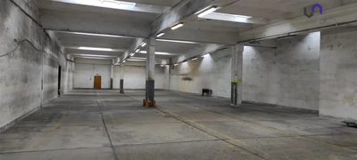 Do wynajęcia magazyn z rampą załadunkową o powierzchni ok. 1324 m2.