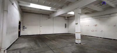 Do wynajęcia magazyn z rampą załadunkową o powierzchni ok. 1324 m2. - 2