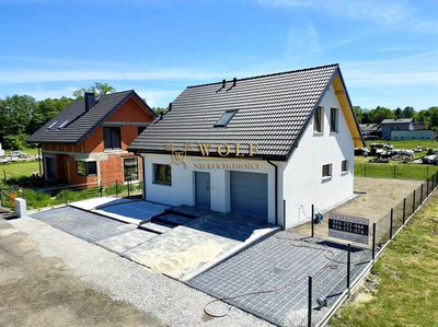 Dom wolnostojący, stan deweloperski- Tworóg