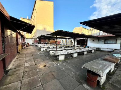 Plac Targowy z prywatnym parkingiem w Bytomiu - 2