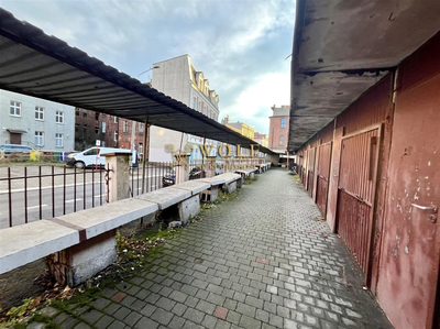 Plac Targowy z prywatnym parkingiem w Bytomiu - 5