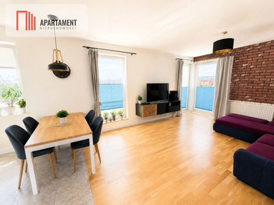 72m2, 3 pokoje, balkon, hala garażowa
