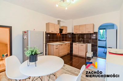 Przedstawiamy wyjątkową ofertę sprzedaży komfortowego domu zlokalizowanego przy ul. Poznańskiej w Zielonej Górze. - 5
