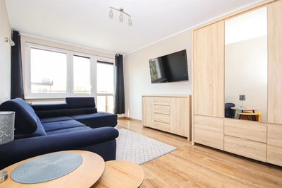 3 pokoje, 47m2, po remoncie, spoldzielczo-wlasnosc