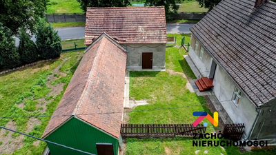 Na sprzedaż przedwojenny, parterowy dom wolnostojący o powierzchni ok. 100m2 położony na działce nr 54 o powierzchni 800m2. Na działce znajdują się również inne zabudowania gospodarcze w tym przedwoj… - 5