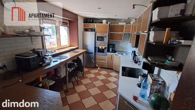 Dwa domy na jednej działce z lokalem usługowym. - 3