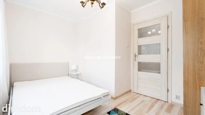 ul.Powstańców – 2 pokoje, osobna kuchnia, balkon - 2