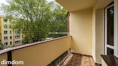ul.Powstańców – 2 pokoje, osobna kuchnia, balkon - 2
