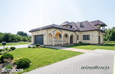 Wolnostojący dom do wykończenia. Działka 31 ar