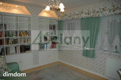 Przestronny 170m dwupoziomowy apartament na Zaciszu. Wysokość pomieszczeń 280, duże ustawne pokoje: 32m salon z wyjściem na loggie, 25m, 16m, 15m, 14m, 13m. W pokojach na podłodze parkiet jawor. Górn… - 5