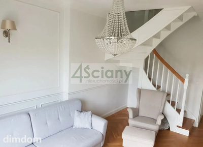 Wykończony w wysokim standardzie, dwupoziomowy, apartament na Saskiej Kępie. Zlokalizowany na 2 i 3 piętrze w urokliwej kamienicy przy ul. Lipskiej. - 2