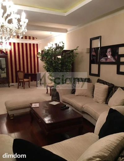 Atelier Residence jest ekskluzywnym budynkiem apartamentowym położonym przy ulicy Bagno, tuż obok Placu Grzybowskiego. - 2
