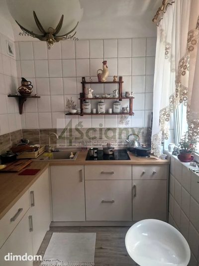 Mieszkanie 2-pokojowe o powierzchni 48 m, parter w bloku z 1950 roku. - 2