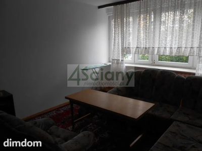 Mieszkanie 3 pokojowe, 48mkw. na 4 ostatnim piętrze w bloku z 1965 roku . - 2
