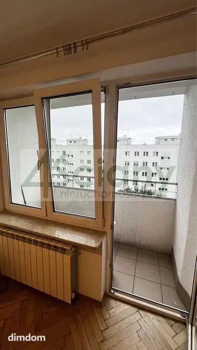 Mieszkanie jednopokojowe  na 9 ostatnim piętrze . - 4