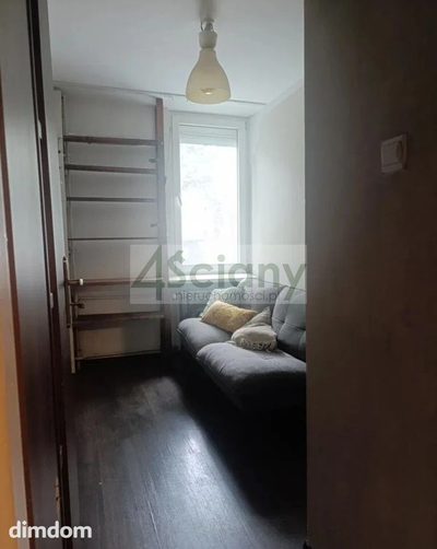 Mieszkanie 48m² znajduje się na parterze w 4 piętrowym bloku . - 3