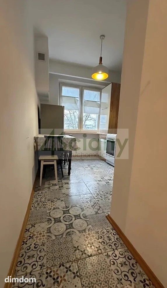 Kawalerka 29m na 3 ostatnim piętrze w Śródmieściu Warszawy przy samych Łazienkach. - 106564297.jpg
