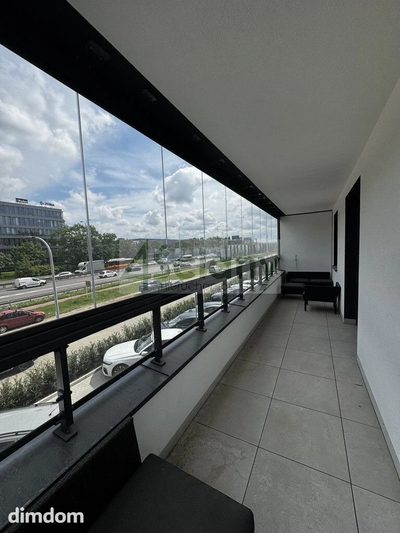 Nowoczesny apartament z dużym balkonem - 2