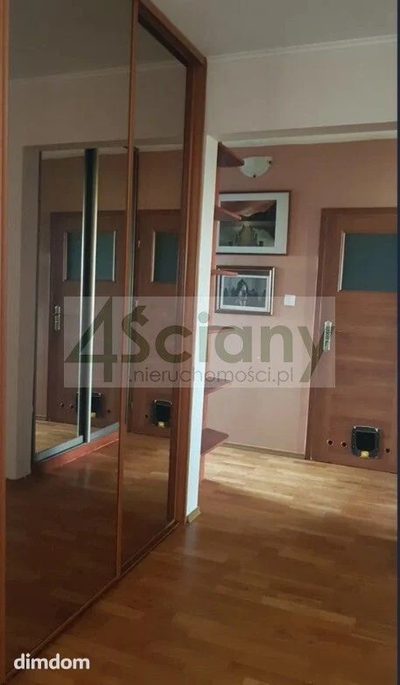 Na sprzedaż funkcjonalne, jasne mieszkanie o powierzchni 68 m², położone na 9. piętrze w budynku przy ul. Koncertowej, tuż obok stacji metra Ursynów. - 2