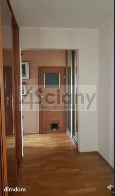 Na sprzedaż funkcjonalne, jasne mieszkanie o powierzchni 68 m², położone na 9. piętrze w budynku przy ul. Koncertowej, tuż obok stacji metra Ursynów. - 4