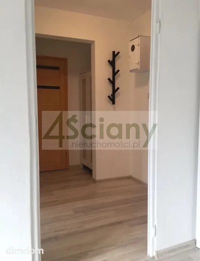 Do sprzedania mieszkanie o powierzchni 33 m² na Żoliborzu (Piaski). Mieszkanie znajduje się na wysokim parterze w bloku z roku 1980. - 3