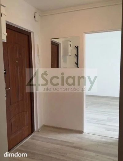 Do sprzedania mieszkanie o powierzchni 33 m² na Żoliborzu (Piaski). Mieszkanie znajduje się na wysokim parterze w bloku z roku 1980. - 4