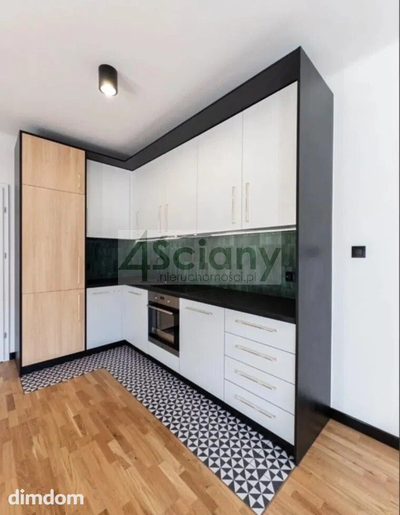 2-pokojowe mieszkanie o powierzchni 36 m², położone na 1. piętrze kamienicy . - 3