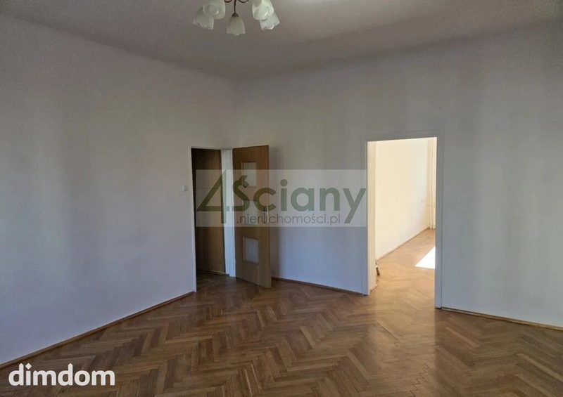 Mieszkanie 50 m znajduje się na 1 piętrze w 3 piętrowym budynku . - 111510993.jpg
